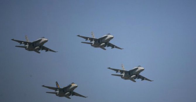 МО започва преговори за купуване на изтребители F16 (обновена)