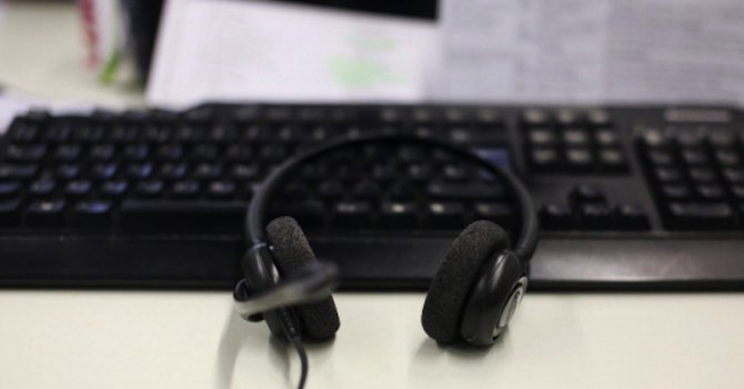 Министерски съвет: Кой ни взе слушалките?