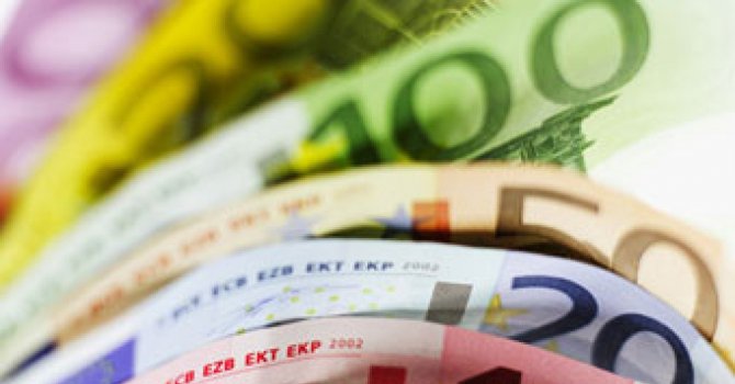 Еврогрупата одобри 7 млрд. евро за Гърция