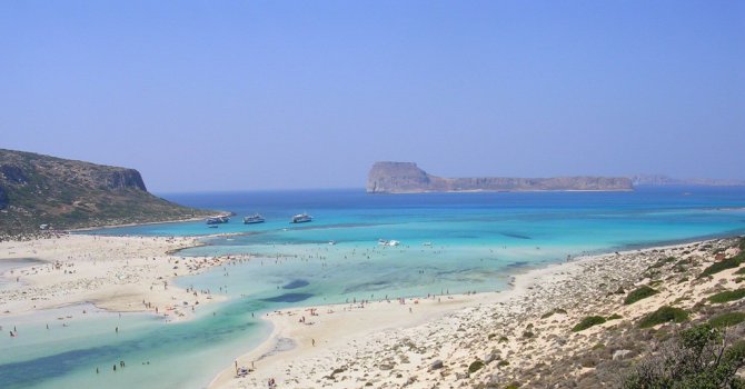 Реформите оскъпяват почивката в Гърция?