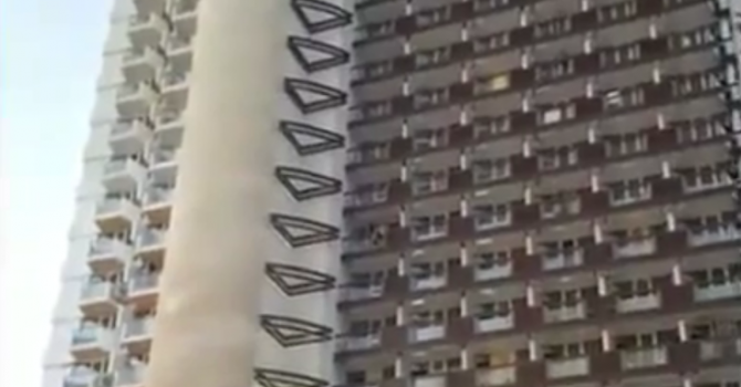 Гола жена скочи от 10-ия етаж на хотел (видео)