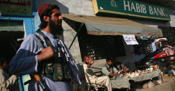 Предпоследно: Лидерът на афганистанските талибани е мъртъв