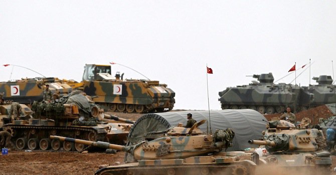 Турция продължава с ударите срещу &quot;Ислямска държава&quot;
