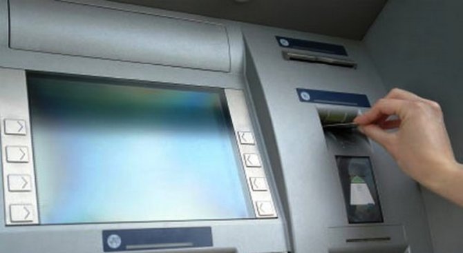 Хакери на банкомати заловиха в Несебър