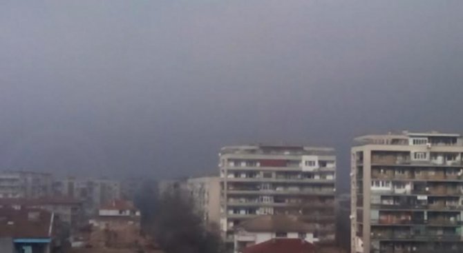 Наднормено запрашаване на въздуха е измерено в Ловеч и Варна