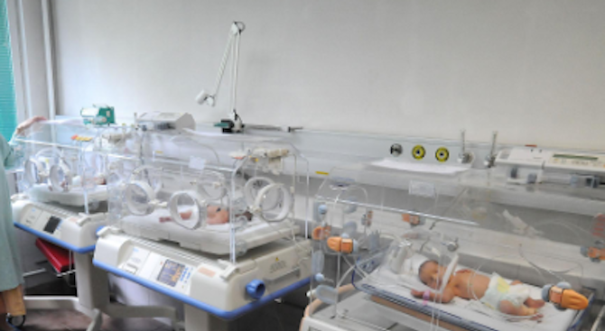 В системата за ражданията крият досиета на родилки и бебета