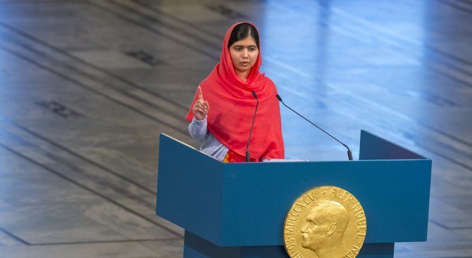 Малала Юсафзаи взе с отличие Общо свидетелство за средно образование