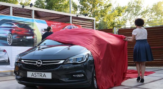 Предпремиера на новия Opel Astra в София (видео+галерия)