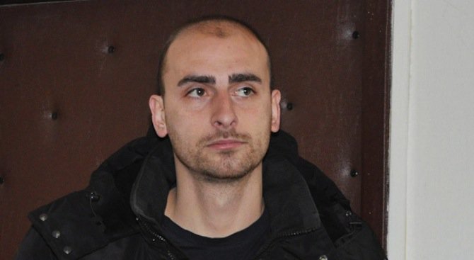 Прокуратурата иска пробация на Асен Бербатов за шофиране без книжка