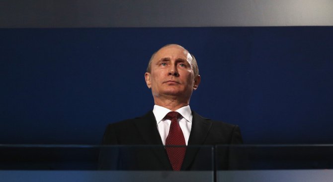 &quot;Файненшъл таймс&quot;: Русия може да се отскубне от плена на Путин