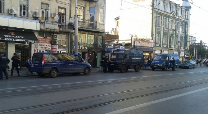 Хванаха 128 незаконно пребиваващи чужденци в София след акцията на МВР и ДАНС (обновена)