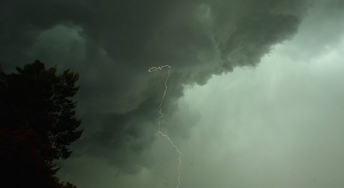 Перничани: Бурята беше страшна