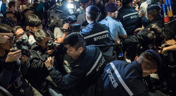 В Китай арестуваха 51 000 души в акция срещу страховитите Триади