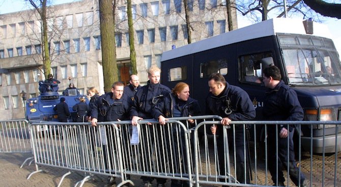 Влиянието на салафизма в Холандия нараства, предупреждава холандското разузнаване