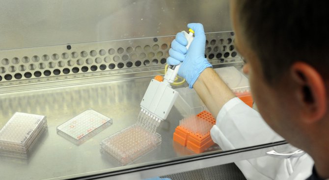 Ремонт на ДНК, даващ надежди на болни от рак, взе Нобела за химия