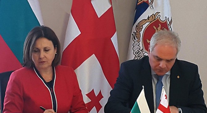 България и Грузия подписаха споразумение за сътрудничество за защита при бедствия (снимки)