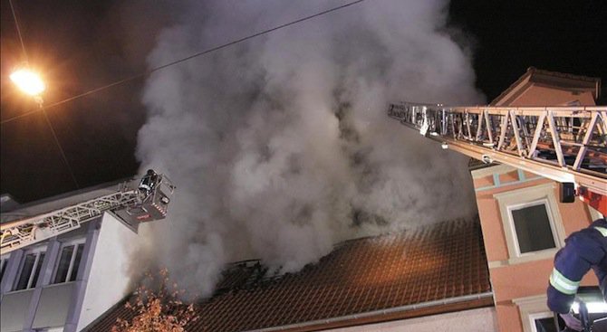 Българче е сред ранените от пожара в Германия
