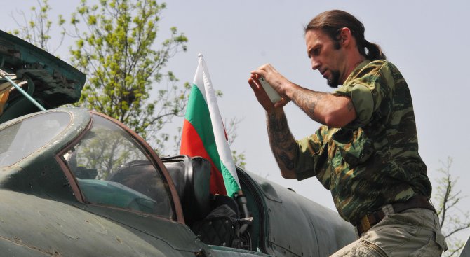 Експерт: България трябва да реши дали ще има военна авиация в бъдеще