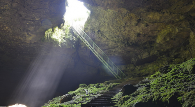 Пещера „Стълбица” е затворена за посетители