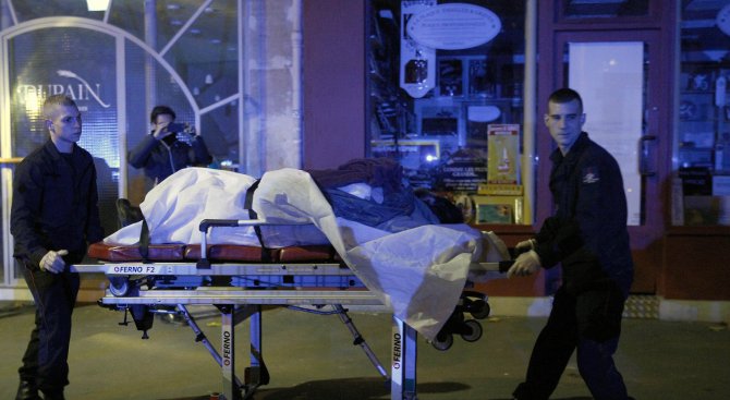 Български художник в Париж: Приятелката ми е сред ранените от атентатите