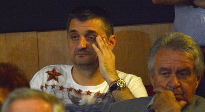 Кирил Добрев нападна Миков: Проблемът е в твоите възможности, Мишо