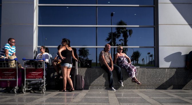 Руски вестник: Туристическият бизнес е пред крах заради падането на самолета в Египет