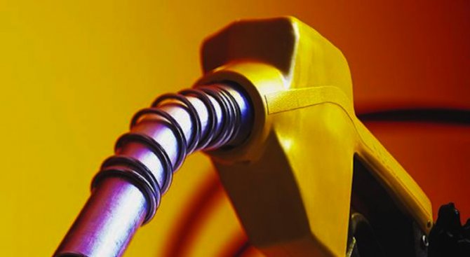Две министерства започват проверки за дъмпинг на пазара на горива