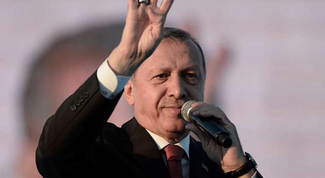 Русия: Зетят на Ердоган е новият министър на енергетиката в Турция