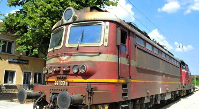 Влакът Добрич - Варна се развали