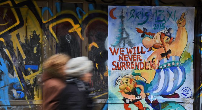 Графит окуражава столичани след атентатите в Париж