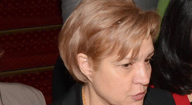Менда Стоянова: Реформата в МВР започва веднага след Нова година
