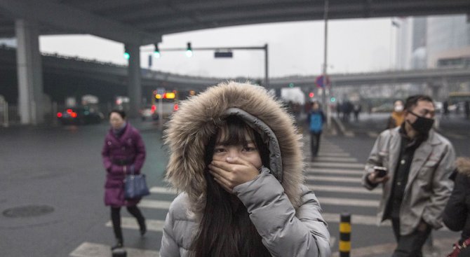 Смогът над Пекин се разпръсна, властите отмениха &quot;червената&quot; тревога