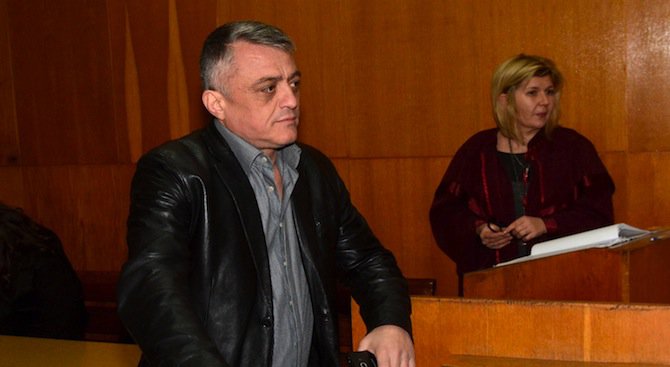 Бисер Миланов отново на съд за хулиганство (снимки)