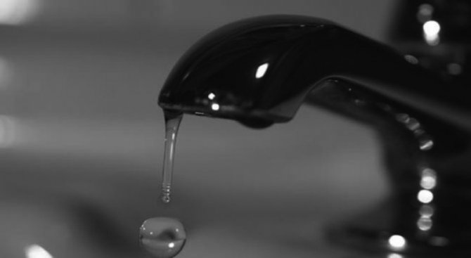Нови аварии в Сливен, 3 квартала остават без вода