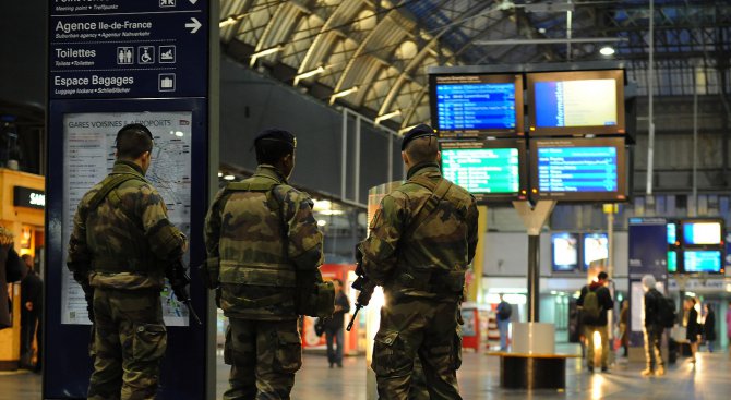 Нови технологии ще следят за подозрително поведение или багажи във френските железници