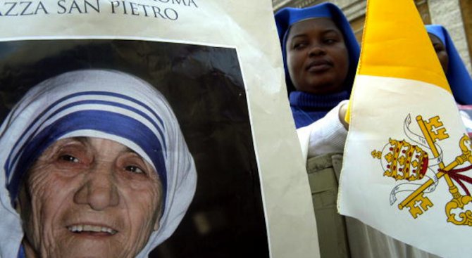 Папа Франциск призна второ чудо на Майка Тереза
