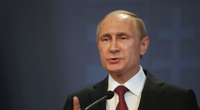 Путин подписа закон, който позволява Русия да отхвърля решения на международни съдилища