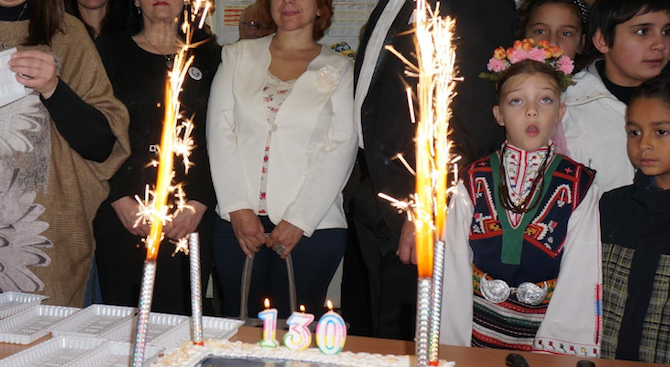Свещи за торта застрашават здравето на децата