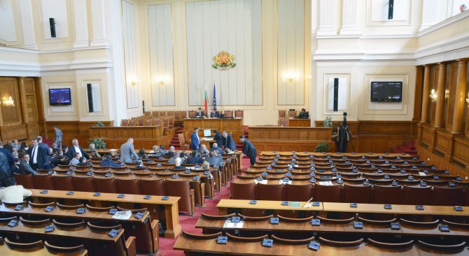 27 депутати не са обелили дума от парламентарната трибуна