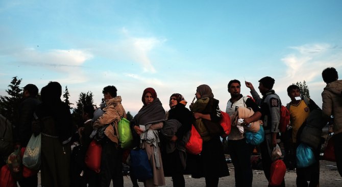 Канада удвоява приема на сирийски бежанци до края на 2016 г.