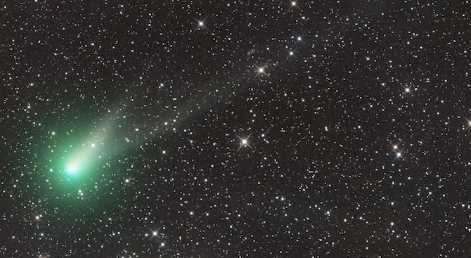 Кометата Каталина ще озари небето за последен път през януари