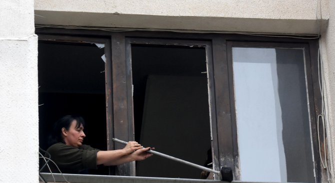 Взривът във Враца съсипал 6 апартамента