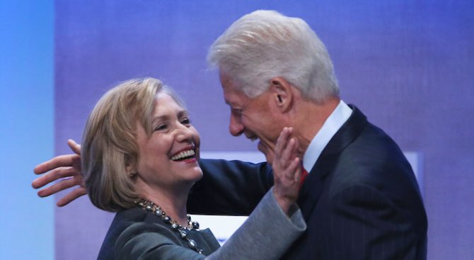 Бил Клинтън разказа как се е влюбил в Хилари (видео)