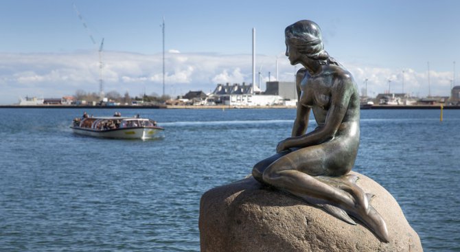 Facebook блокира малката русалка в Копенхаген
