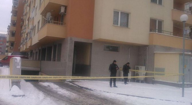 Жестока семейна драма в Пловдив. 35-годишен тираджия уби жена си и 5-годишното си дете (обновена+сни