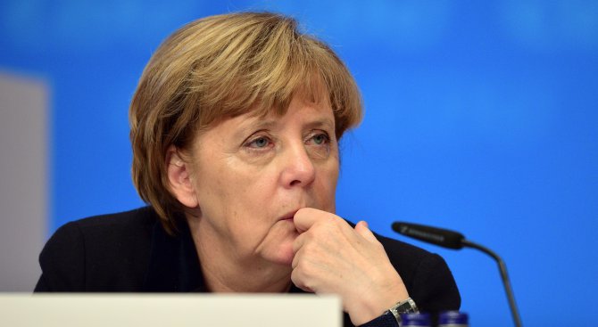 Меркел не приема призива да се въведат ограничения в броя приемани бежанци