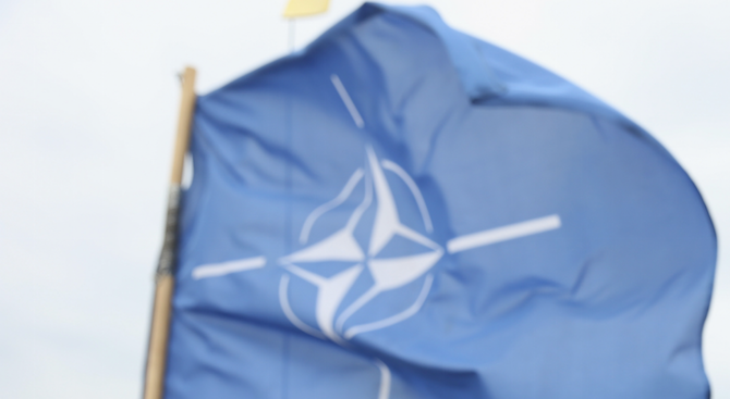 НАТО категорично отрече да представлява заплаха за Русия