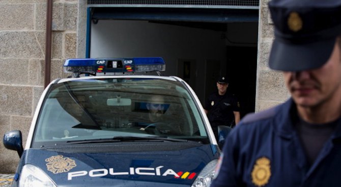 Три тона кокаин иззеха испанските полицаи