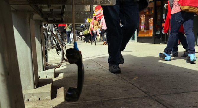 Заменят уличните телефони в Ню Йорк с безплатен WiFi