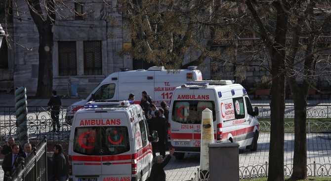 Десетки ранени при взрив в Турция (видео)